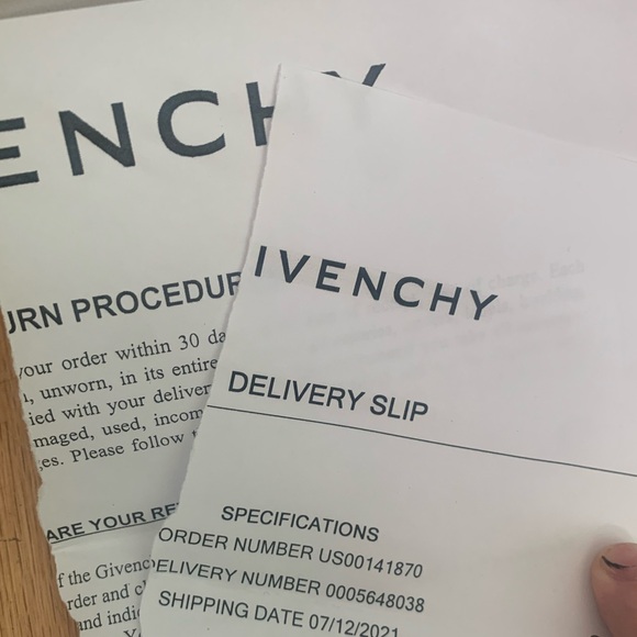 Authentic givenchy slides size 7.5/ EU 38 - Picture 5 of 6